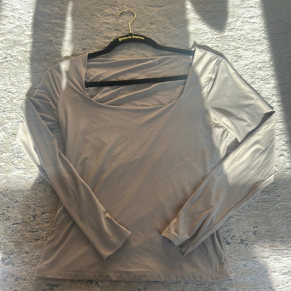 Abercrombie & Fitch Tan Fitted Long Sleeve Blouse